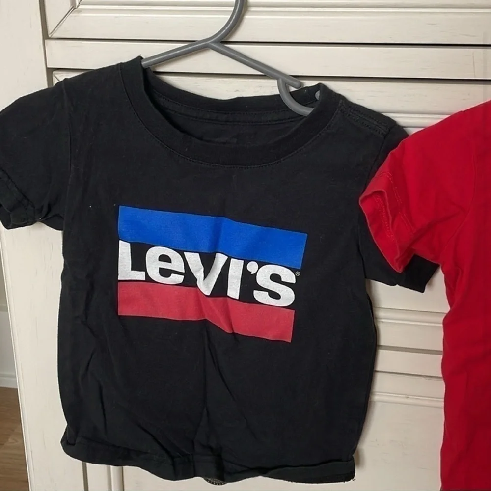 Levi’s  3 Shirts